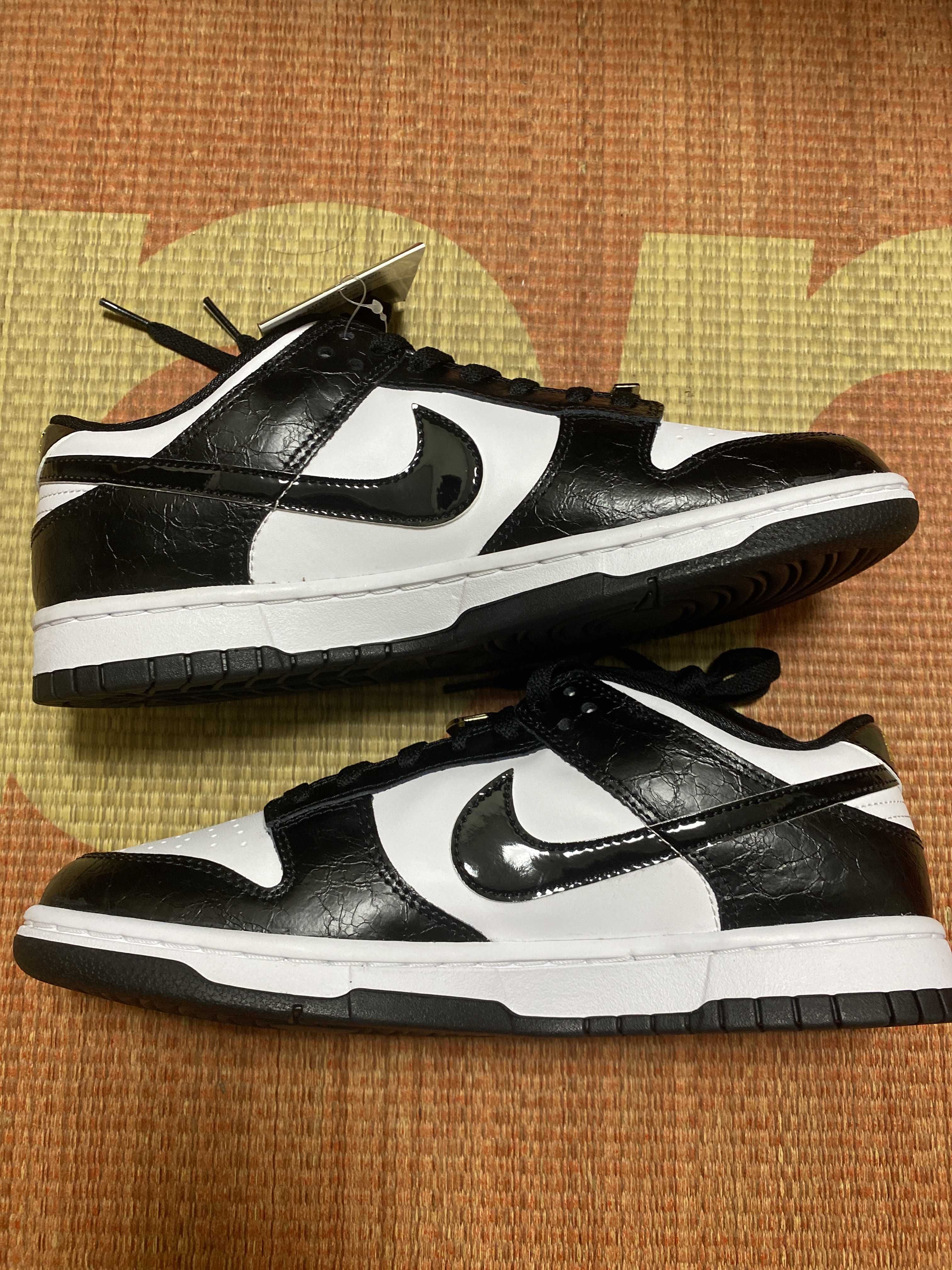 Nike Dunk Low Retro SE "World Champ/Black and White"