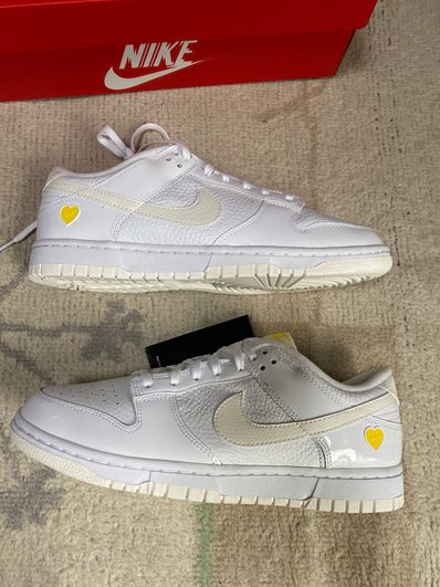 Nike WMNS Dunk Low