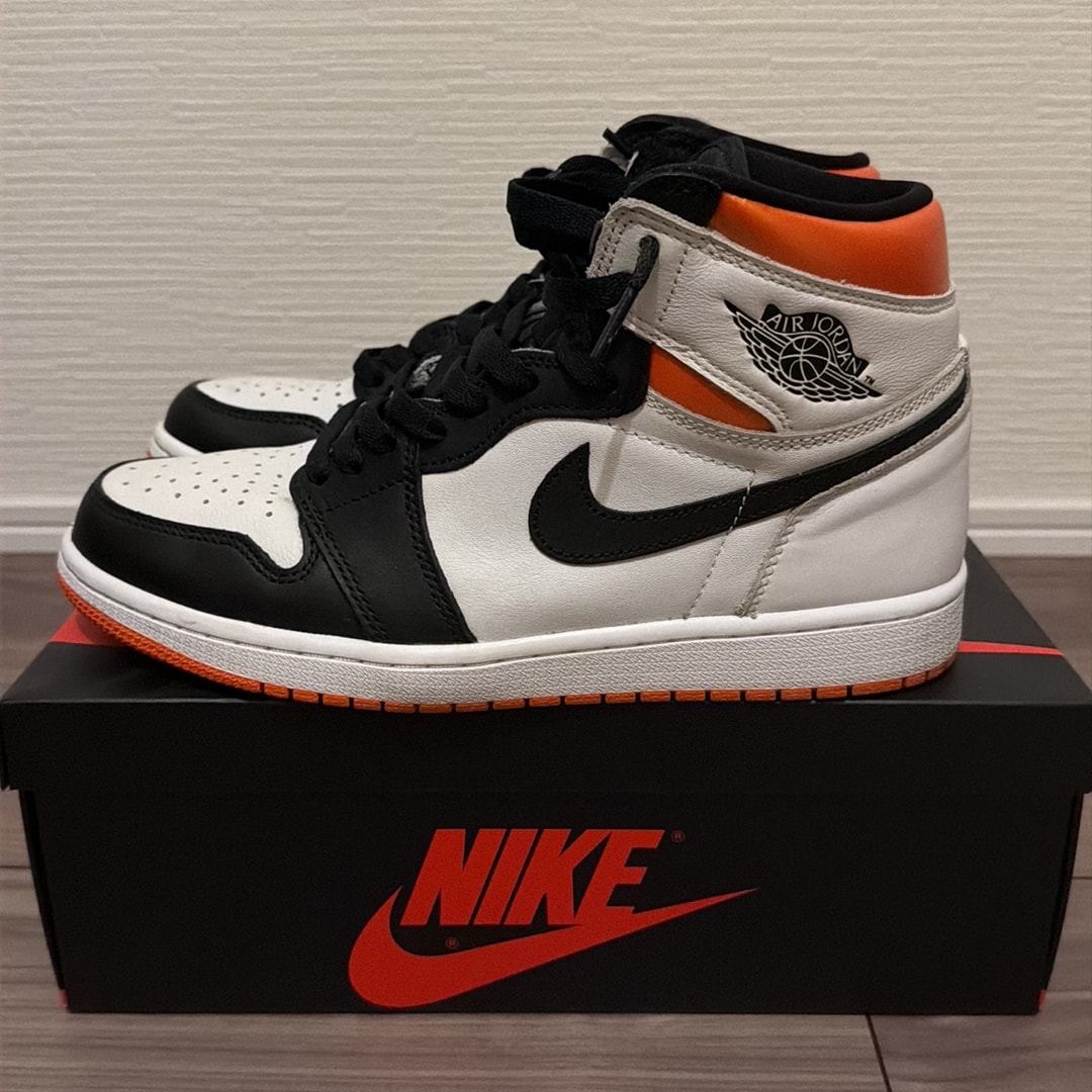 Nike Air Jordan 1 Retro High OG "Electro Orange"