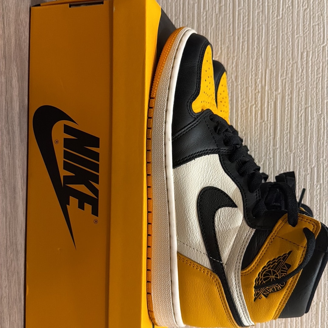 Nike Air Jordan 1 Retro High OG "Taxi"