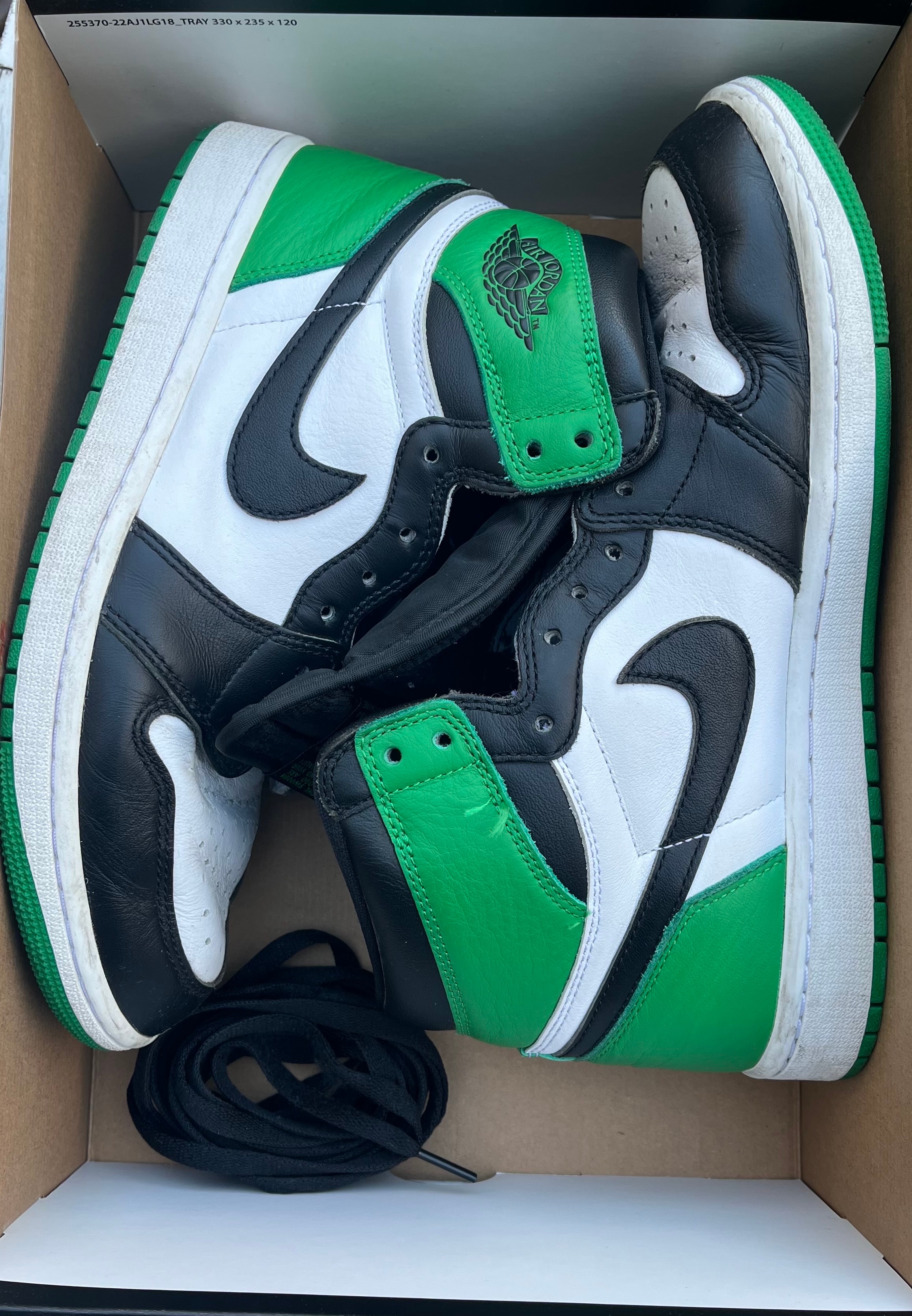 Nike Air Jordan 1 Retro High OG "Celtics/Black and Lucky Green" (2023)