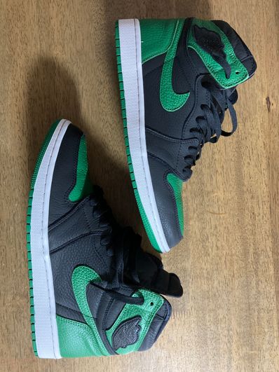 Nike Air Jordan 1 Retro High OG "Black/Pine Green" (2020)