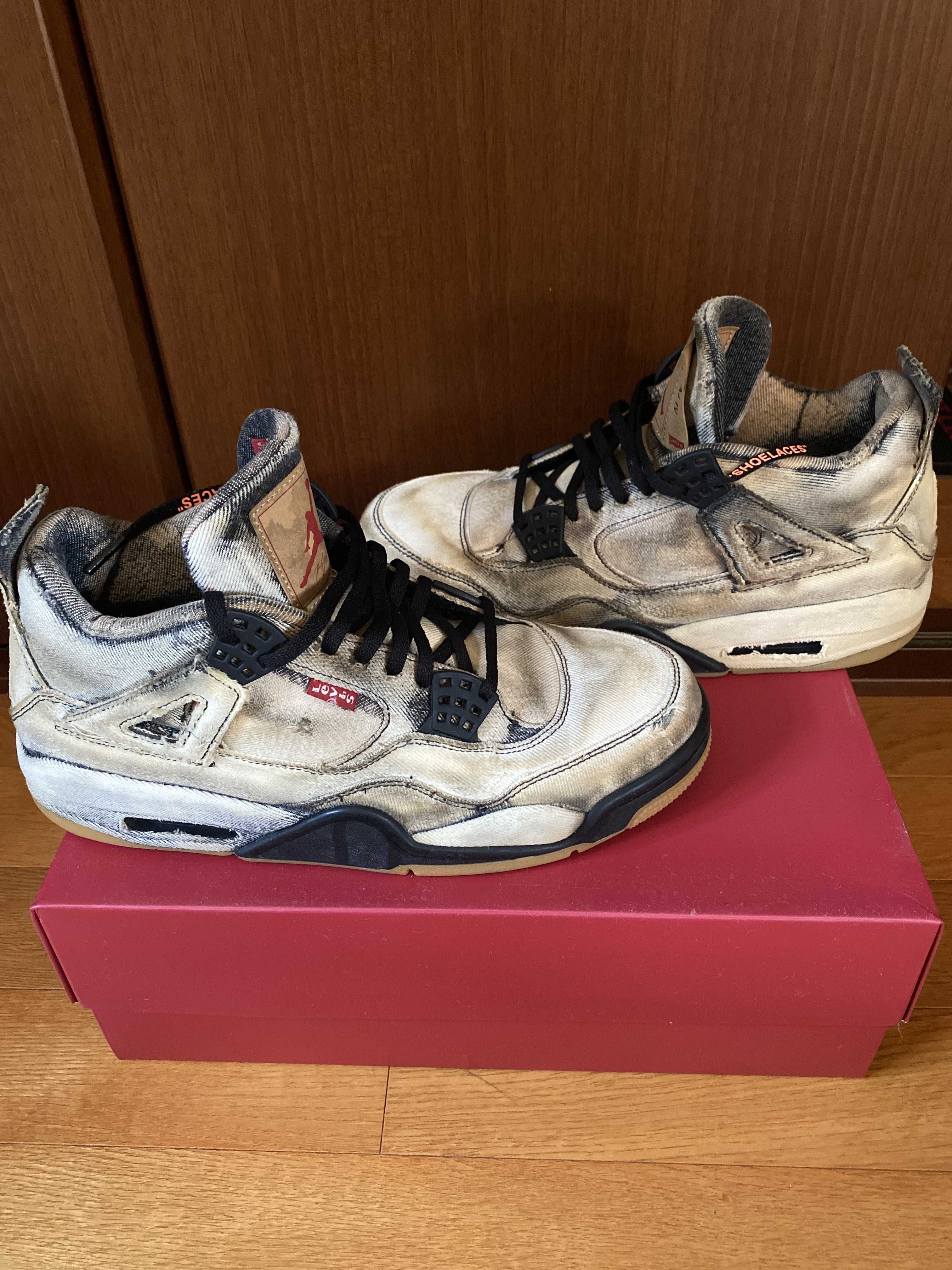 Nike × Levi's Air Jordan 4 "Black Denim" (Tag: LEVIS®)