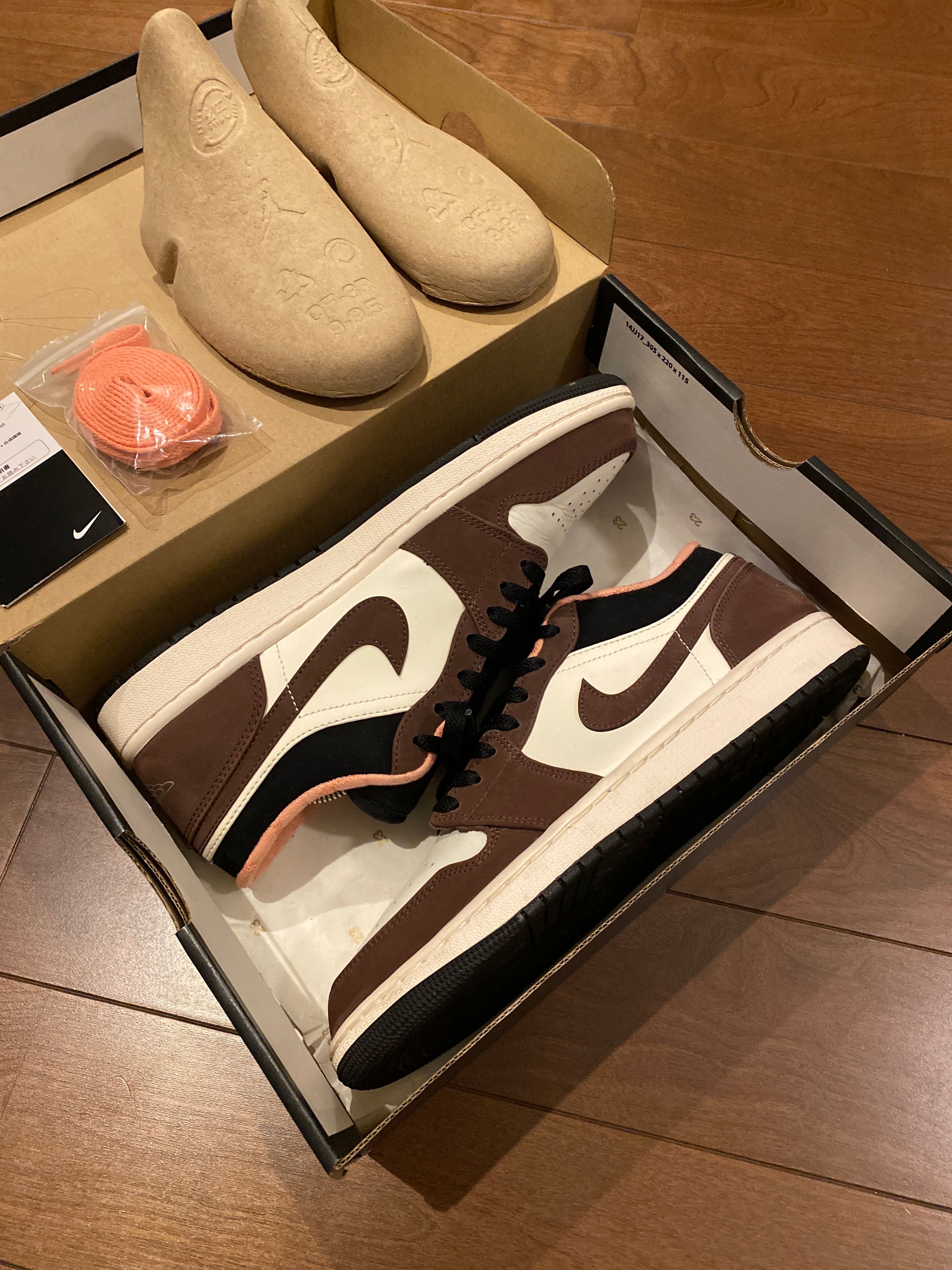 Nike Air Jordan 1 Low SE "Light Chocolate" / "Mocha Brown"