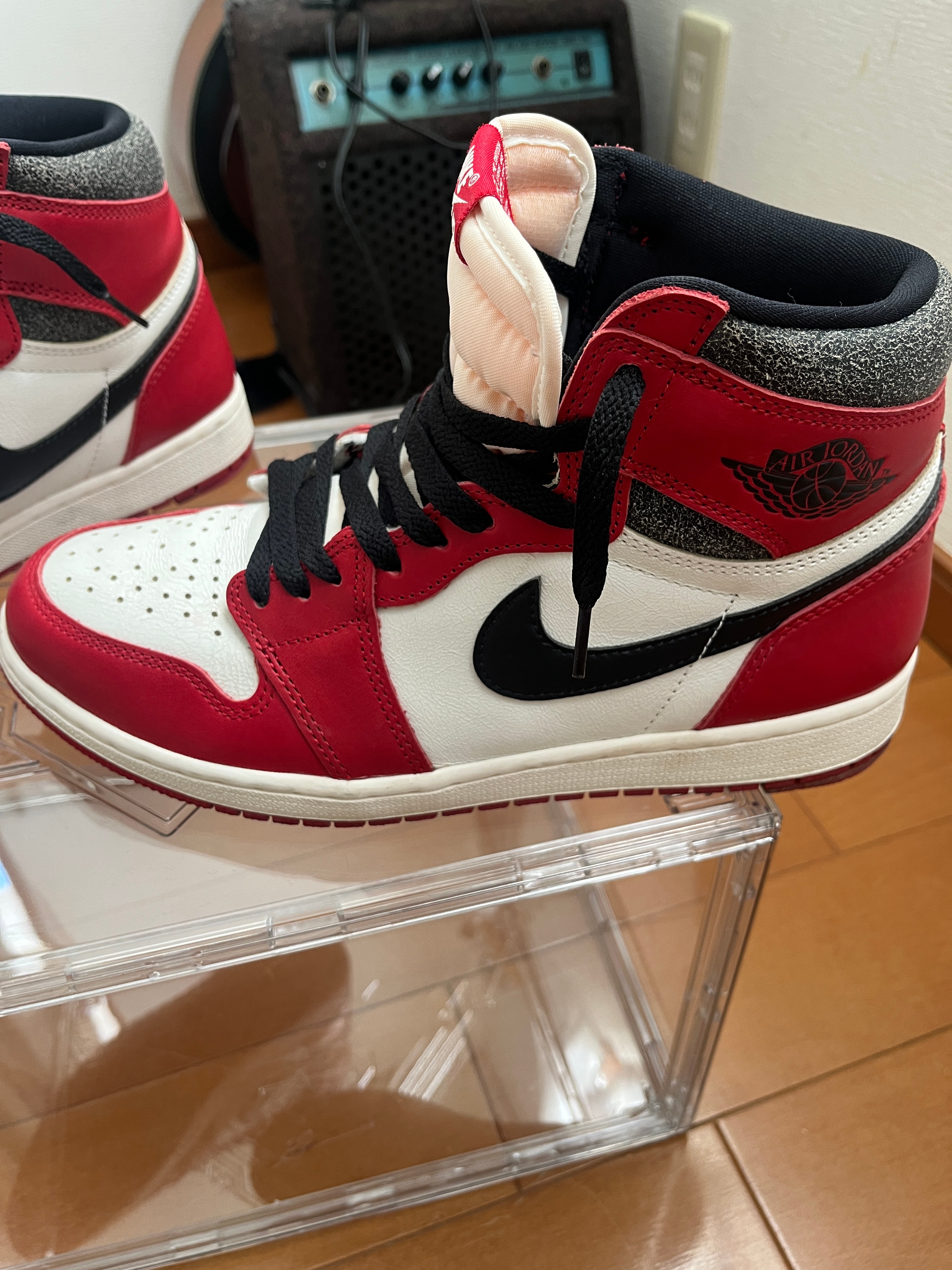 Nike Air Jordan 1 High OG "Lost & Found/Chicago"