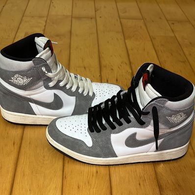Nike Air Jordan 1 Retro High OG "Black and Smoke Grey"