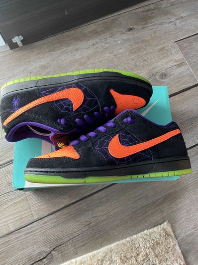 Nike SB Dunk Low "Night Of Mischief"