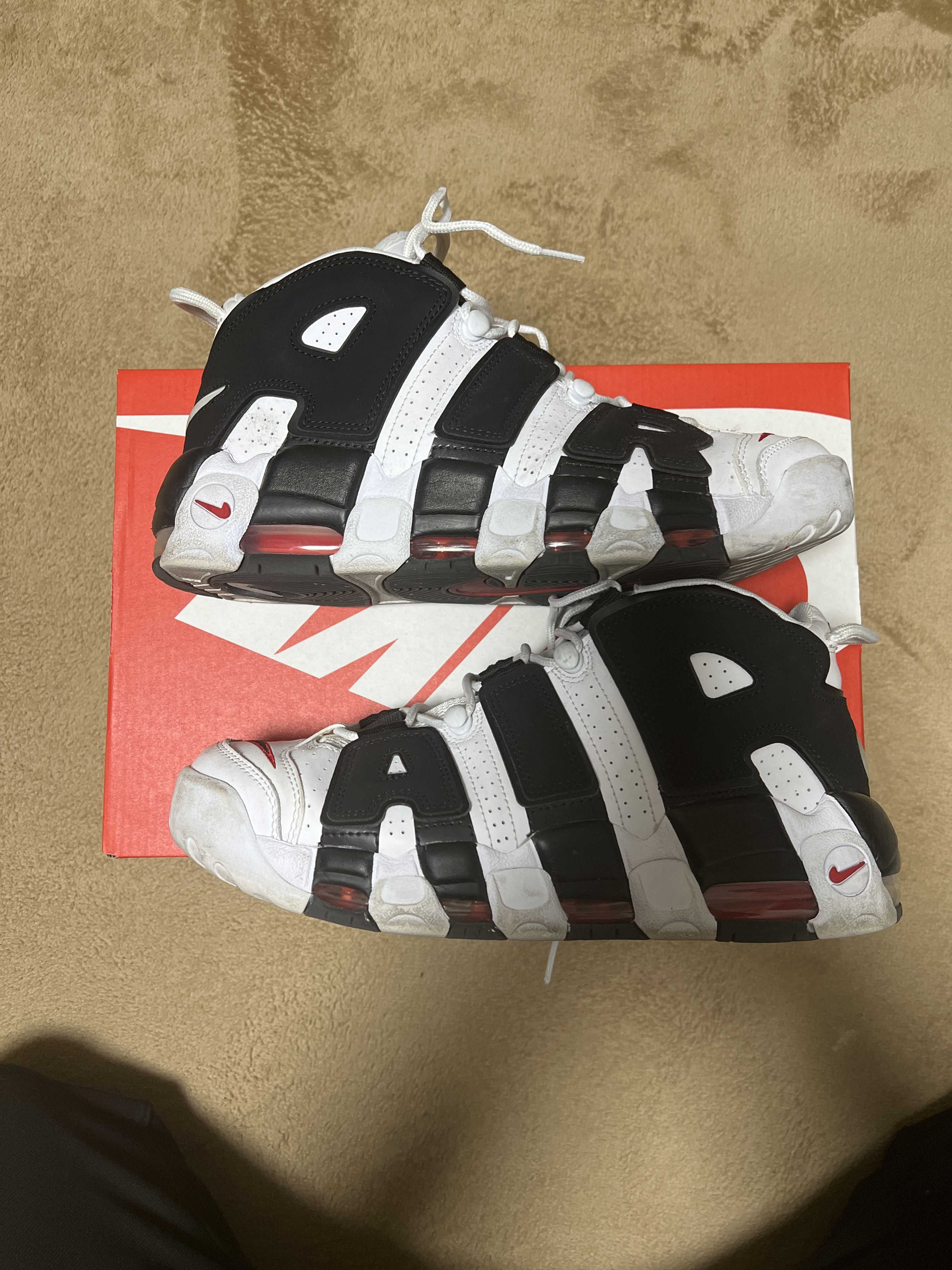 NIKE AIR MORE UPTEMPO "WHITE/BLACK/UNIVERSITY RED"(2020)