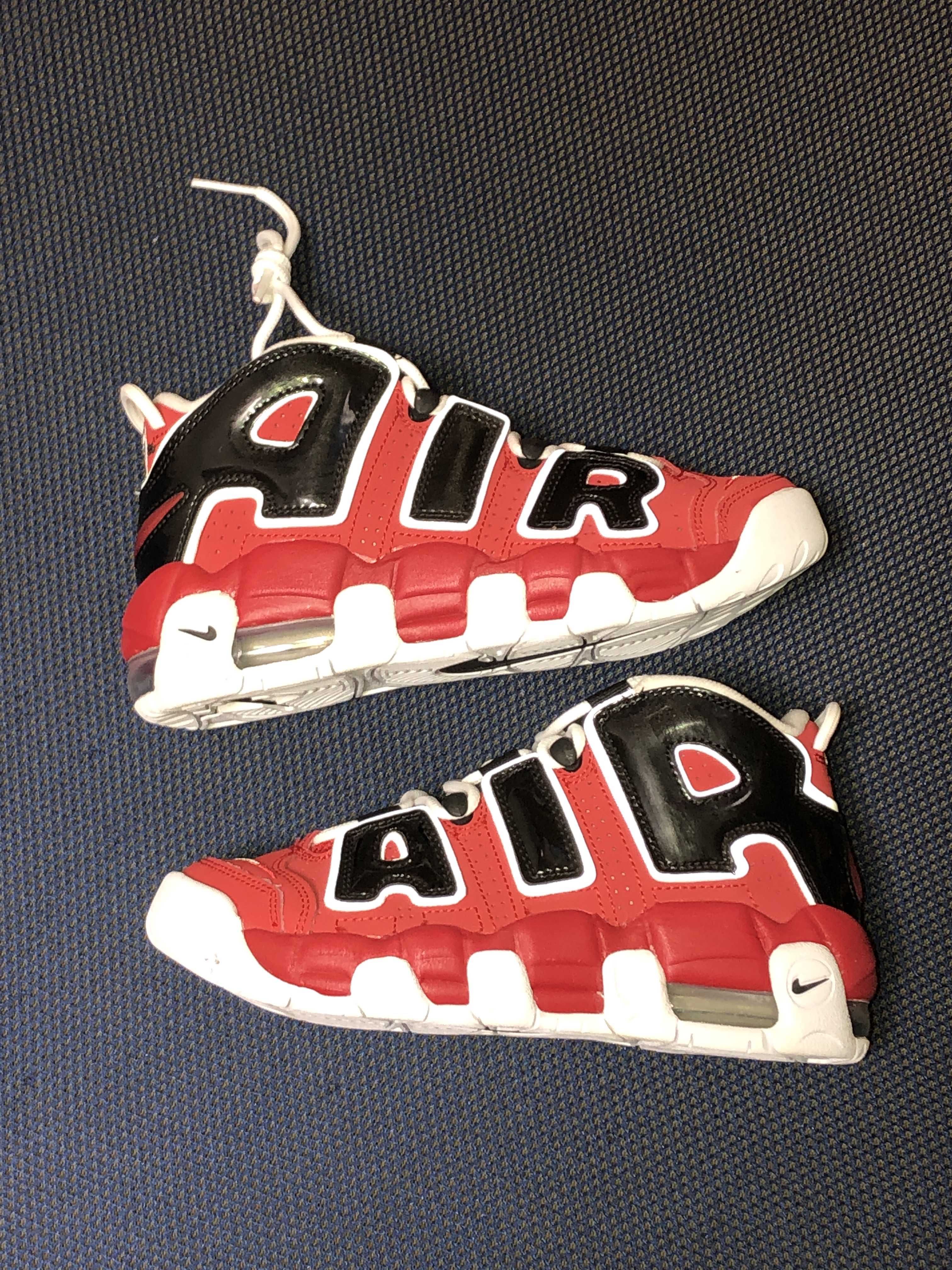 NIKE GS AIR MORE UPTEMPO ’96 "BLACK AND VARSITY RED"(2021) 