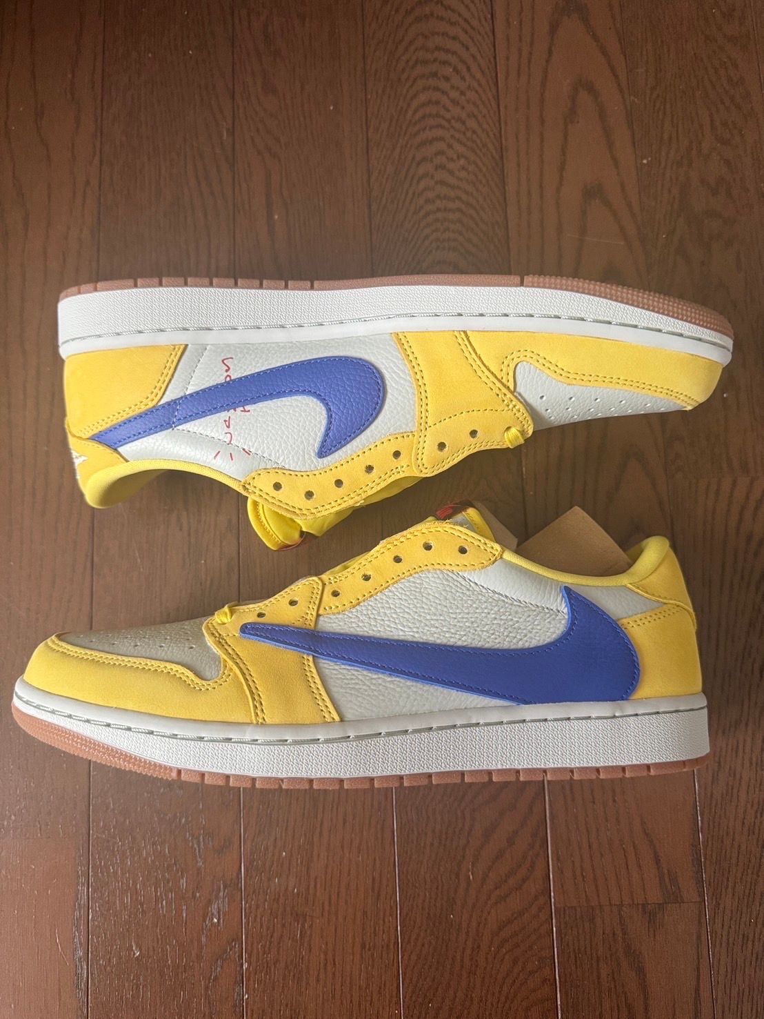 Travis Scott × Nike Women's Air Jordan 1 Retro Low OG "Canary"