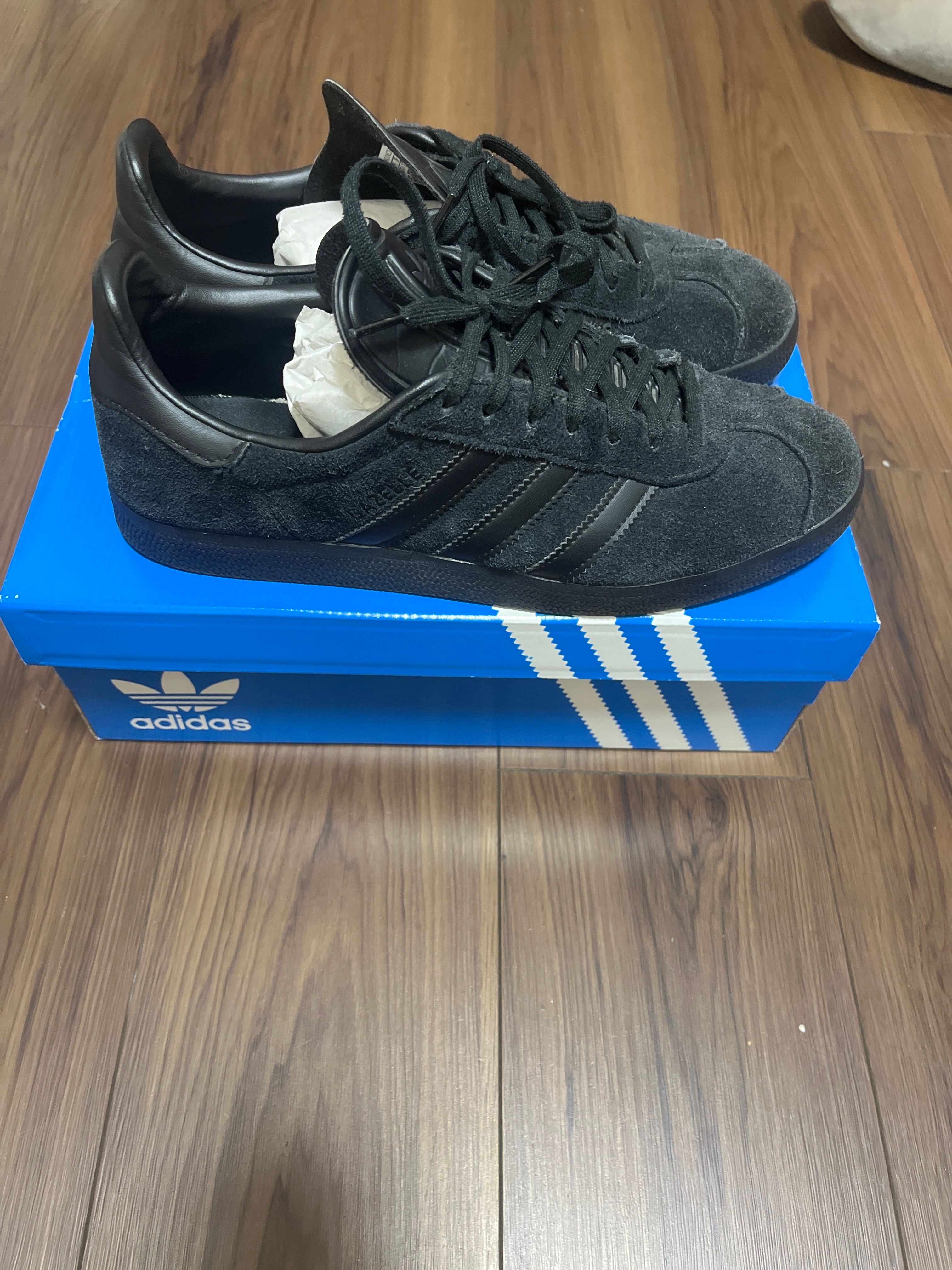adidas Gazelle "Triple Black"
