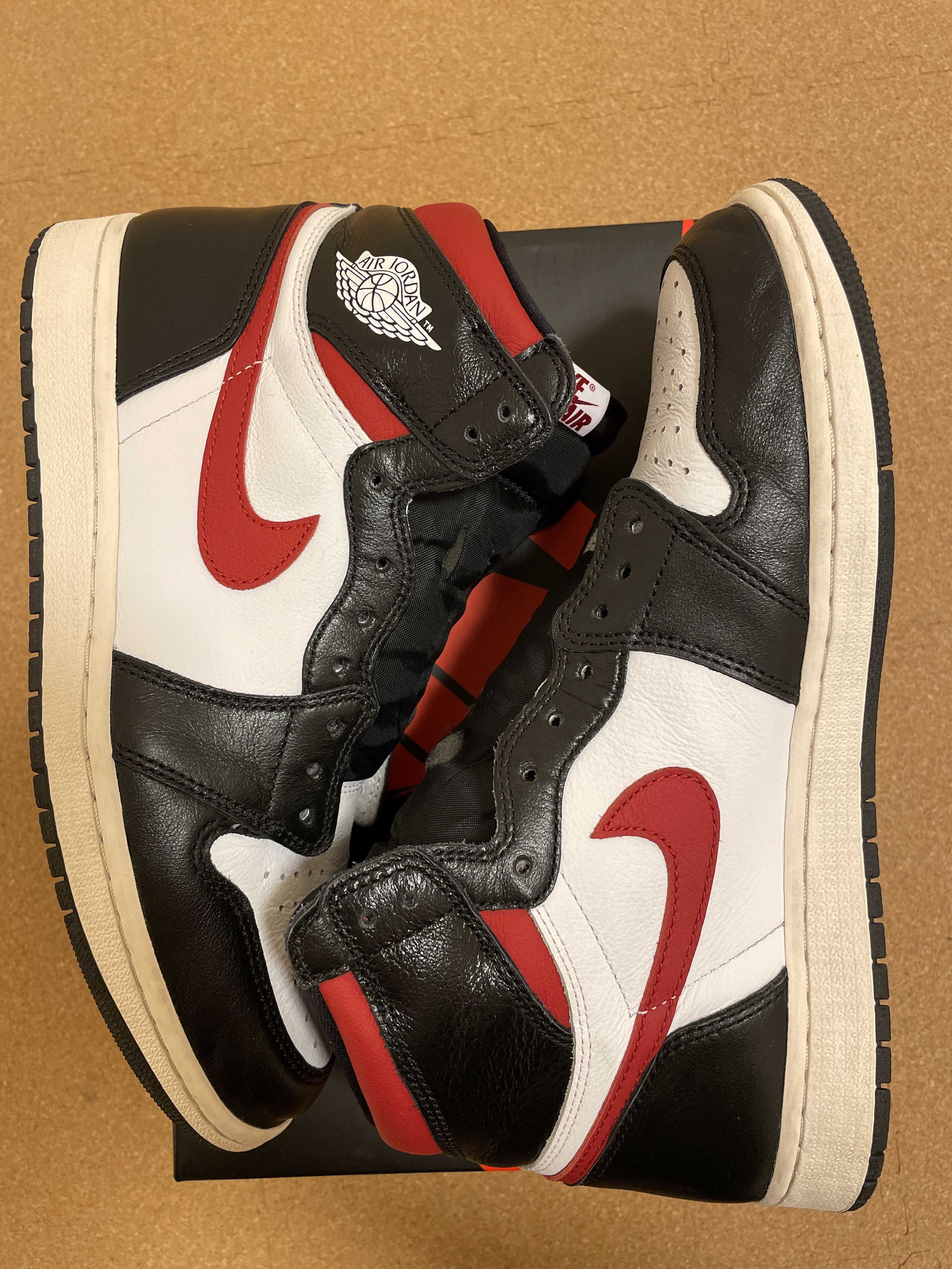 Nike Air Jordan 1 Retro High "Black/White/Sail/Gym Red"    