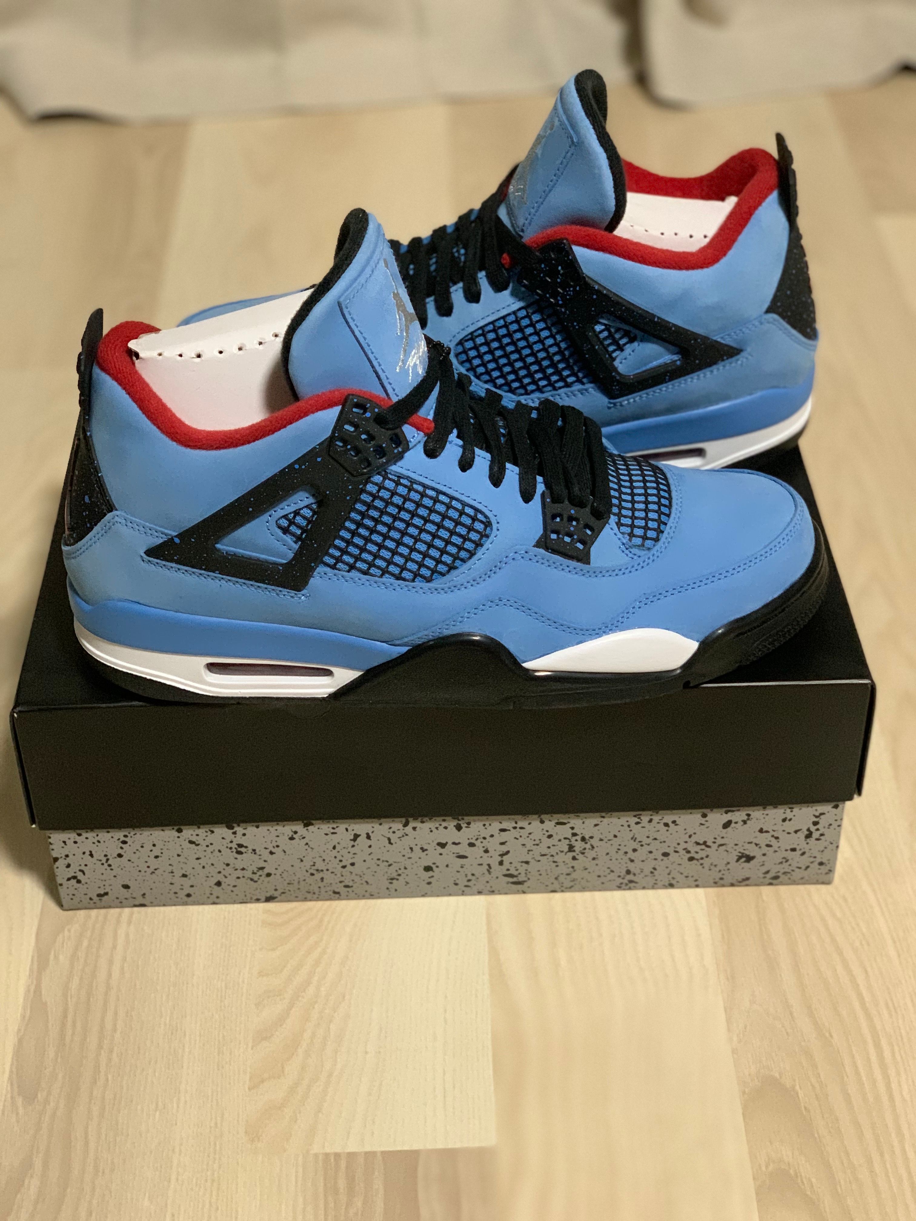 Travis Scott × Nike Air Jordan 4 Retro Cactus Jack "University Blue"