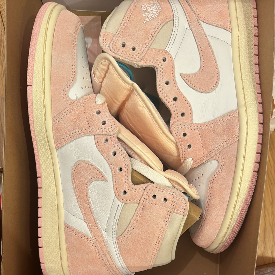 Nike Women's Air Jordan 1 Retro High OG "Washed Pink"