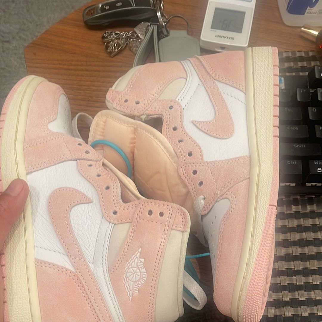 Nike Women's Air Jordan 1 Retro High OG "Washed Pink"
