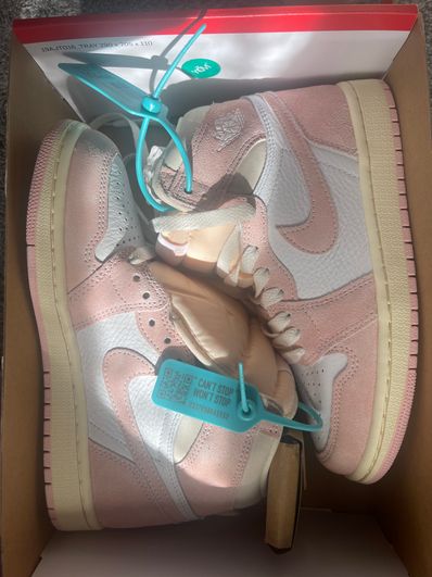 Nike Women's Air Jordan 1 Retro High OG "Washed Pink"