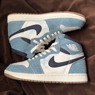 Nike Air Jordan 1 Retro High OG "Denim"