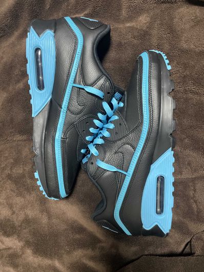 UNDEFEATED × Nike Air Max 90 "Black/Blue"