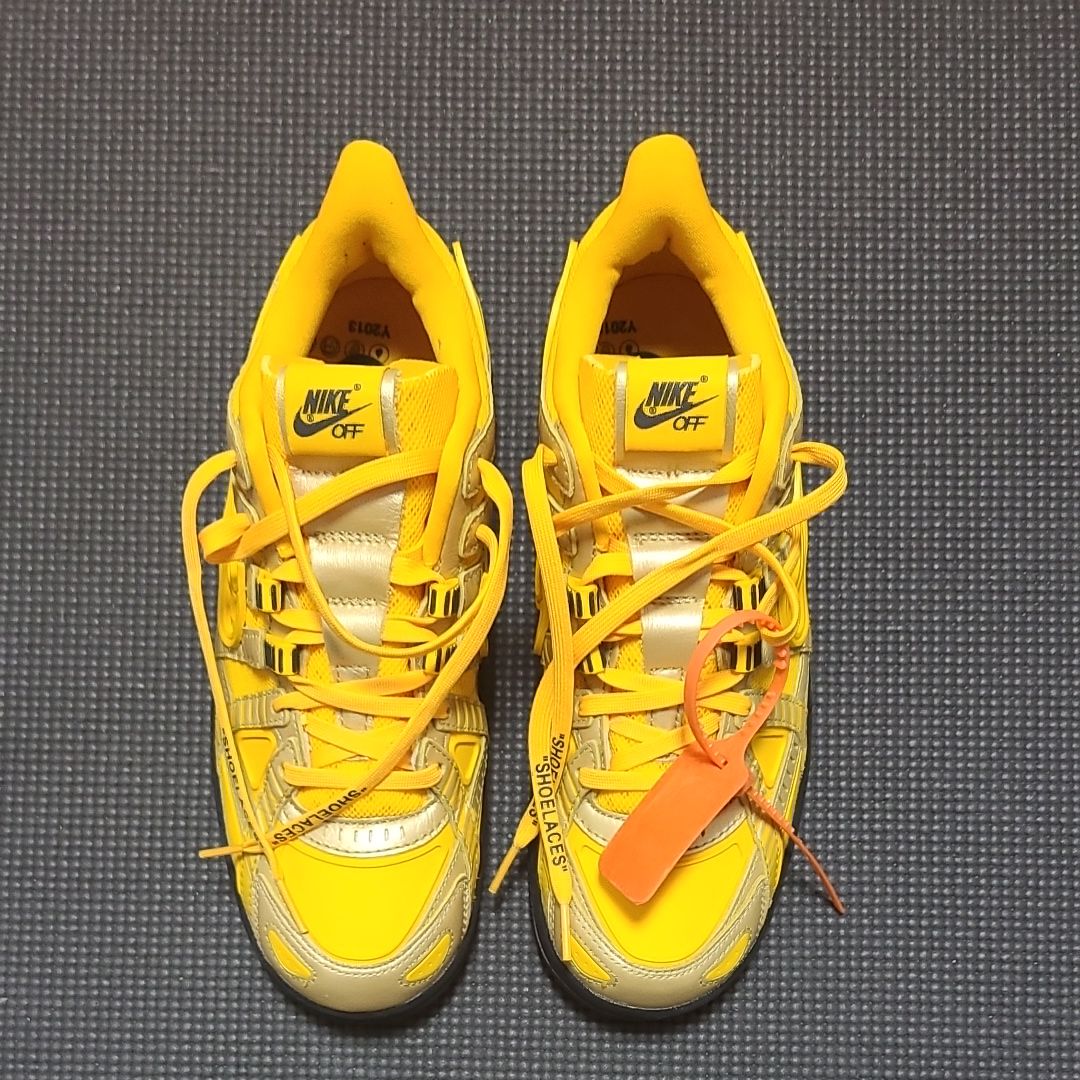 Off-White × Nike Air Rubber Dunk "University Gold" 