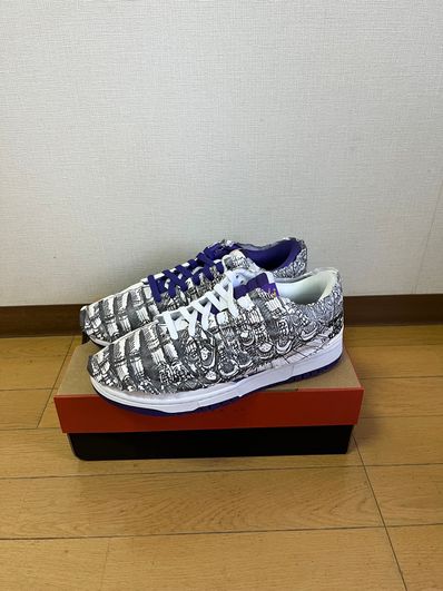 Nike Women's Dunk Low "Made You Look"