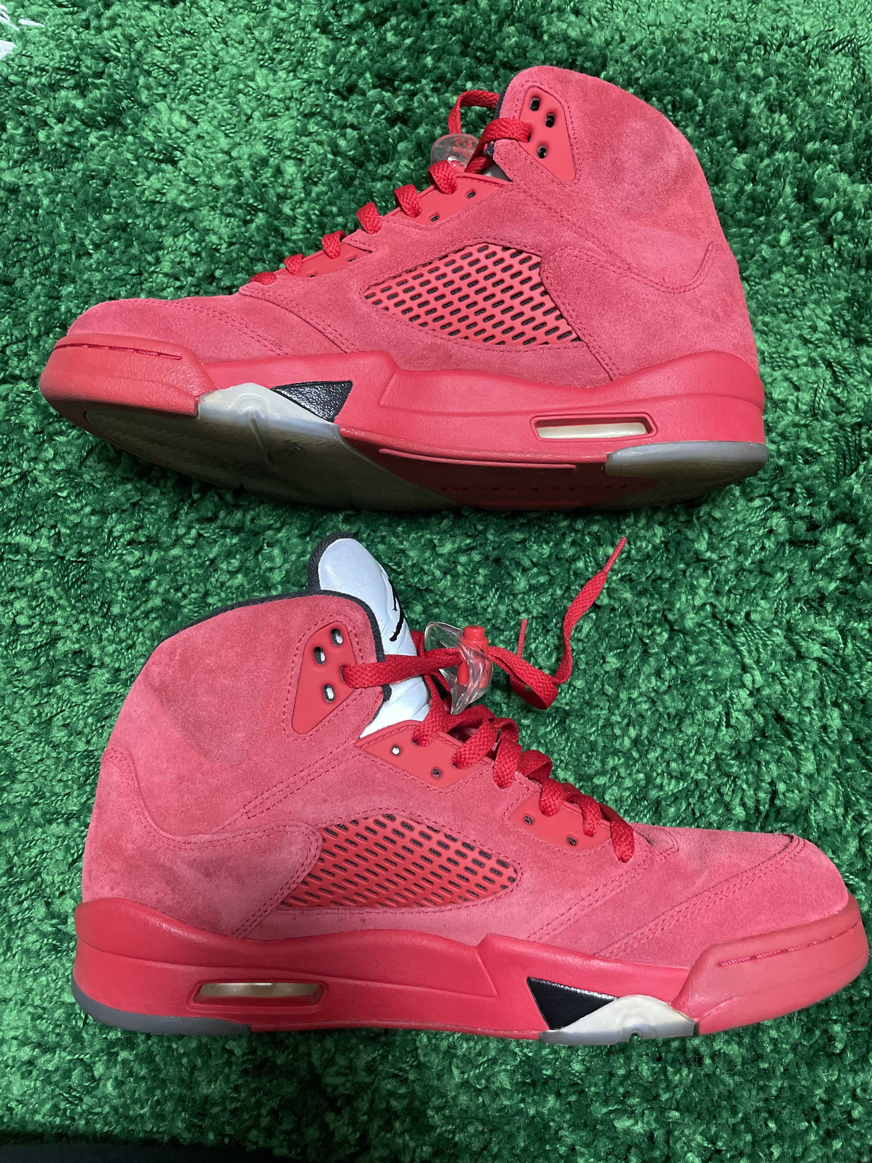 Nike Air Jordan 5 Ratro "Red Suede"