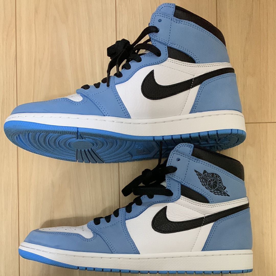 Nike Air Jordan 1 High OG "University Blue"