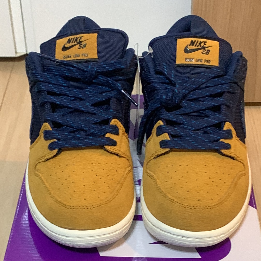 Nike SB Dunk Low "Desert Ochre and Midnight Navy"
