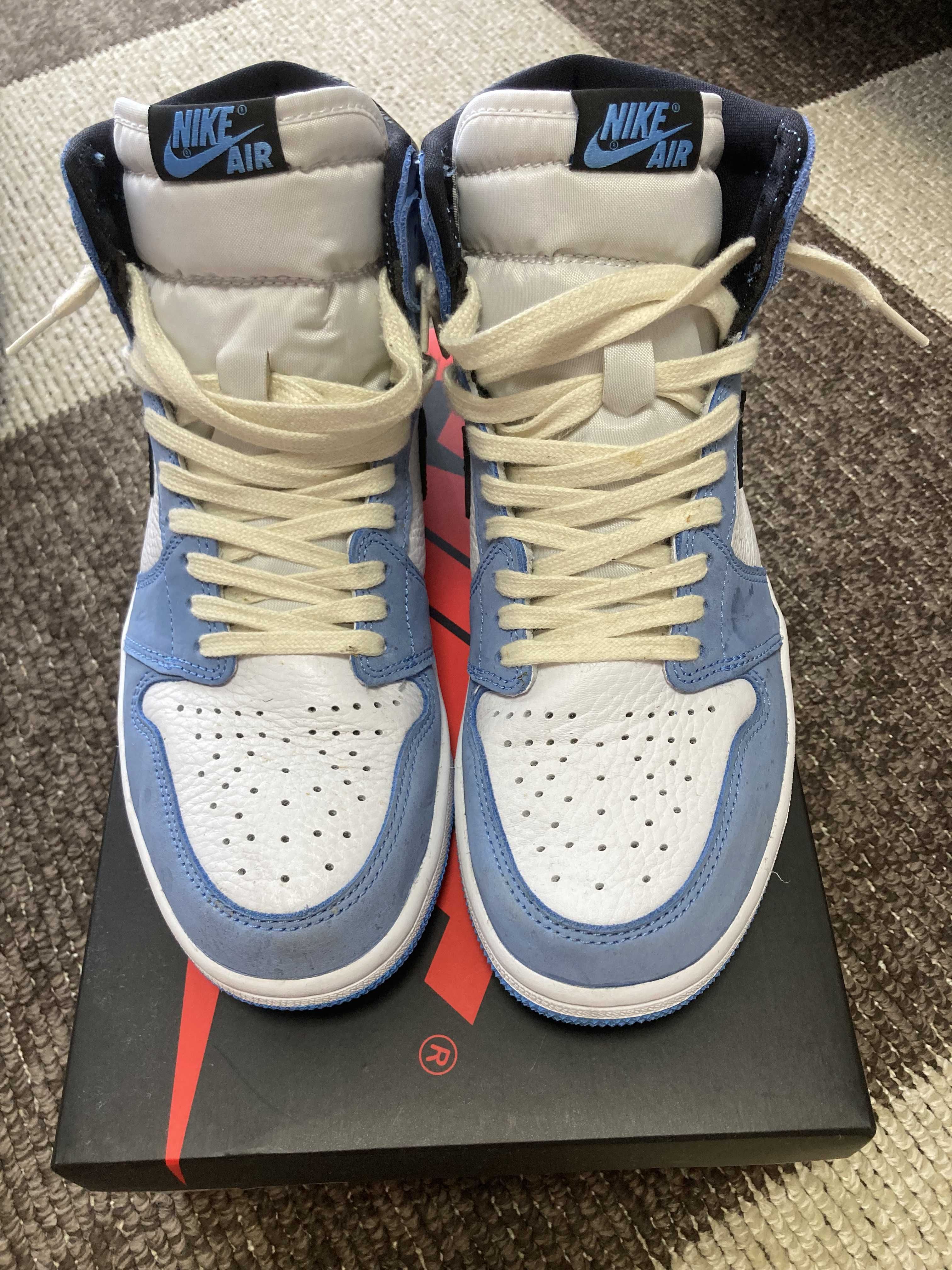 Nike Air Jordan 1 High OG "University Blue"