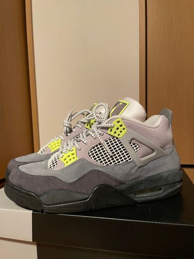 NIKE AIR JORDAN 4 RETRO LE "NEON"