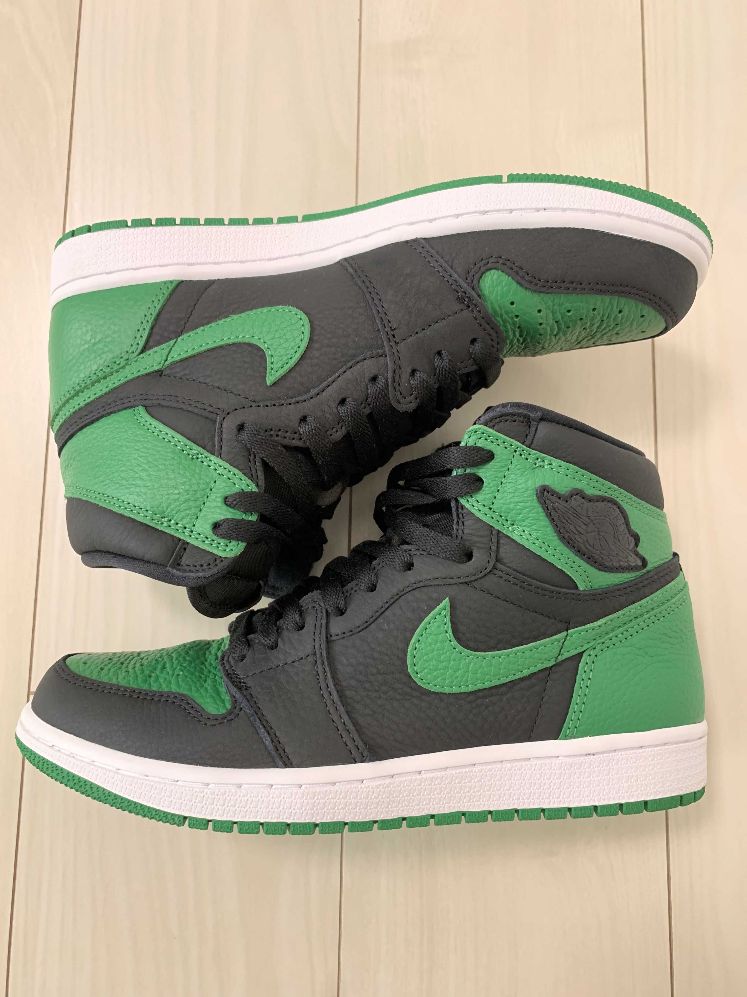 Nike Air Jordan 1 Retro High OG "Black/Pine Green" (2020)      