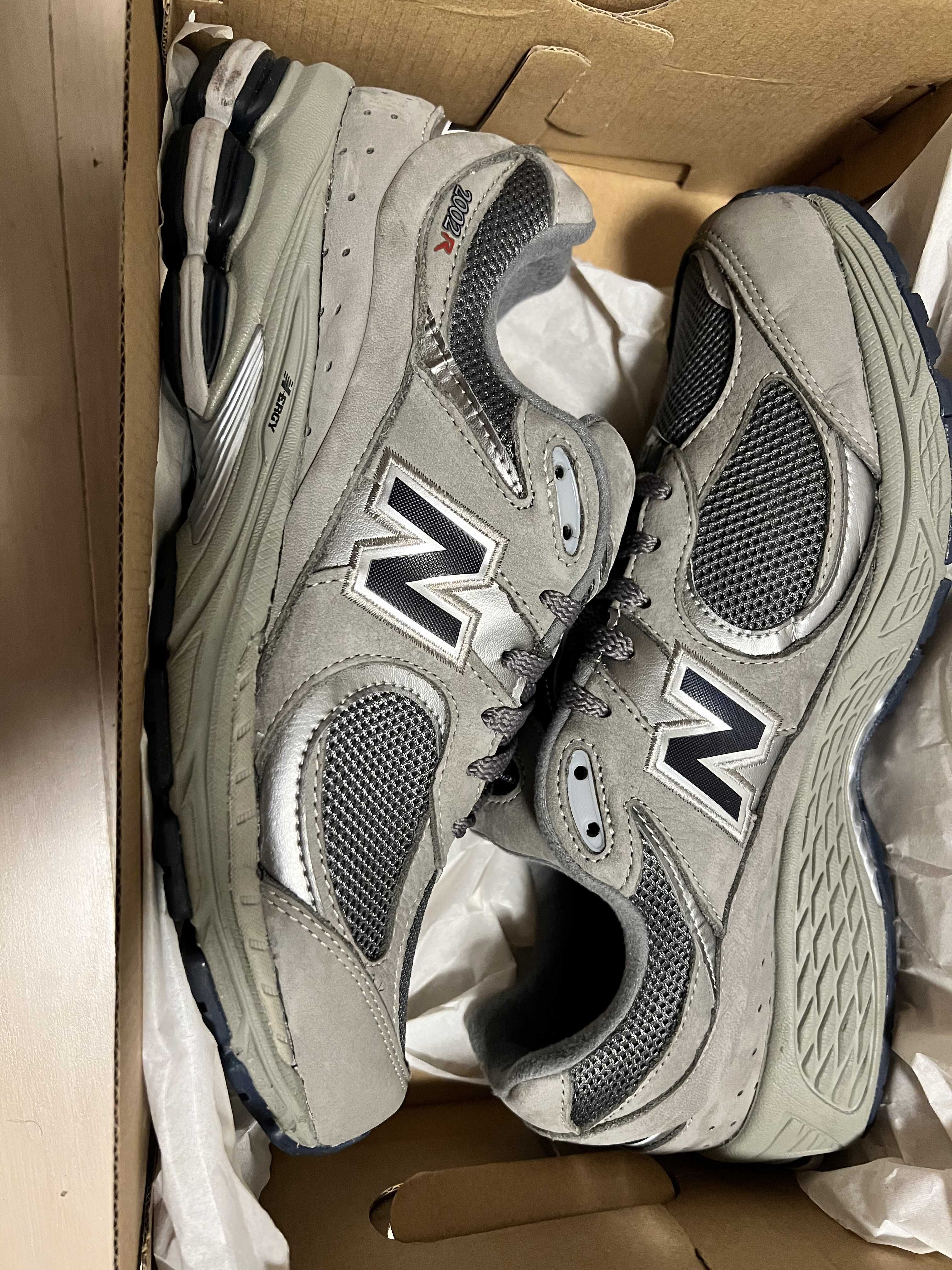 New Balance 2002R "Gray"