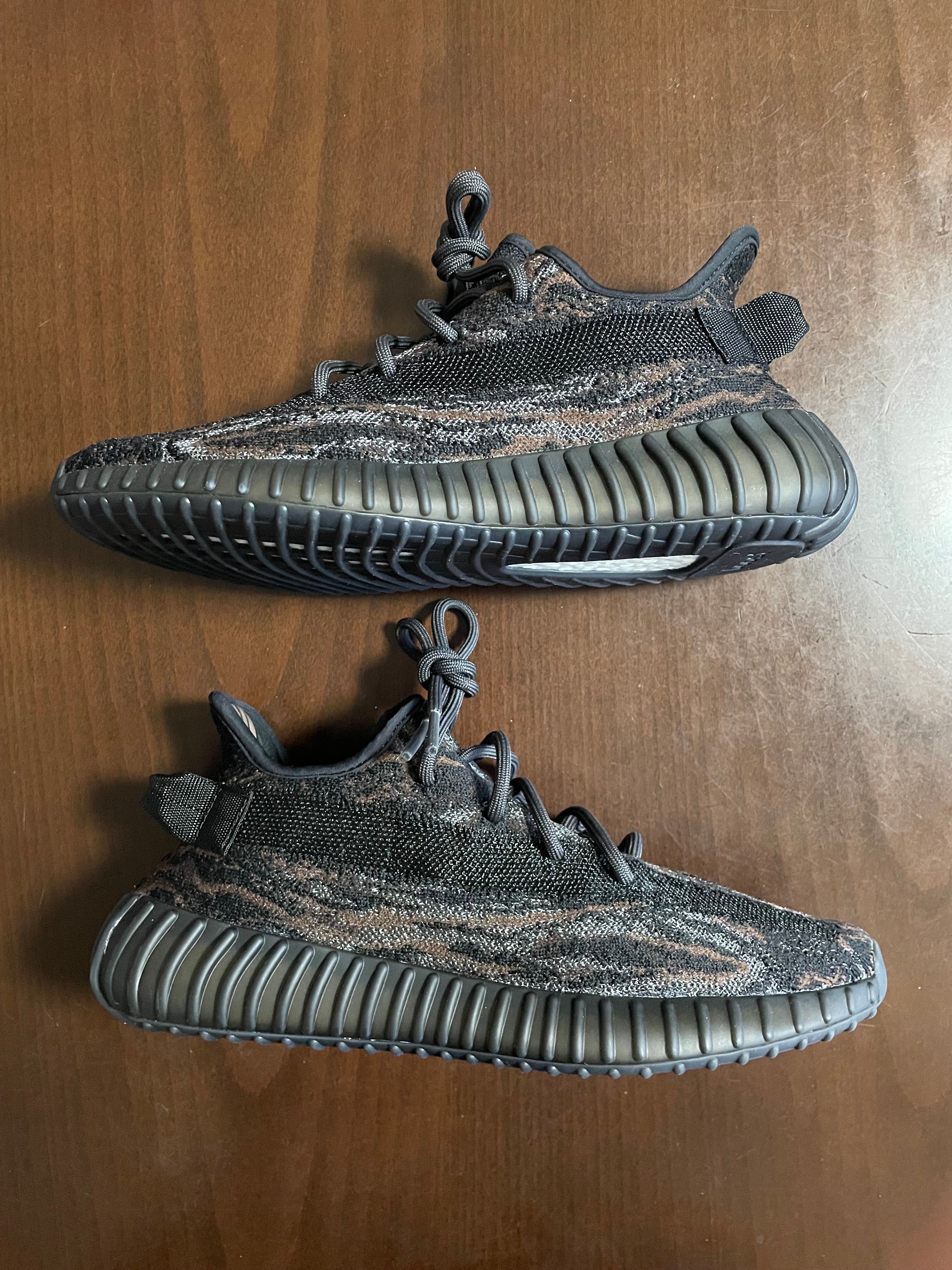 adidas YEEZY Boost 350 V2 "MX Rock"