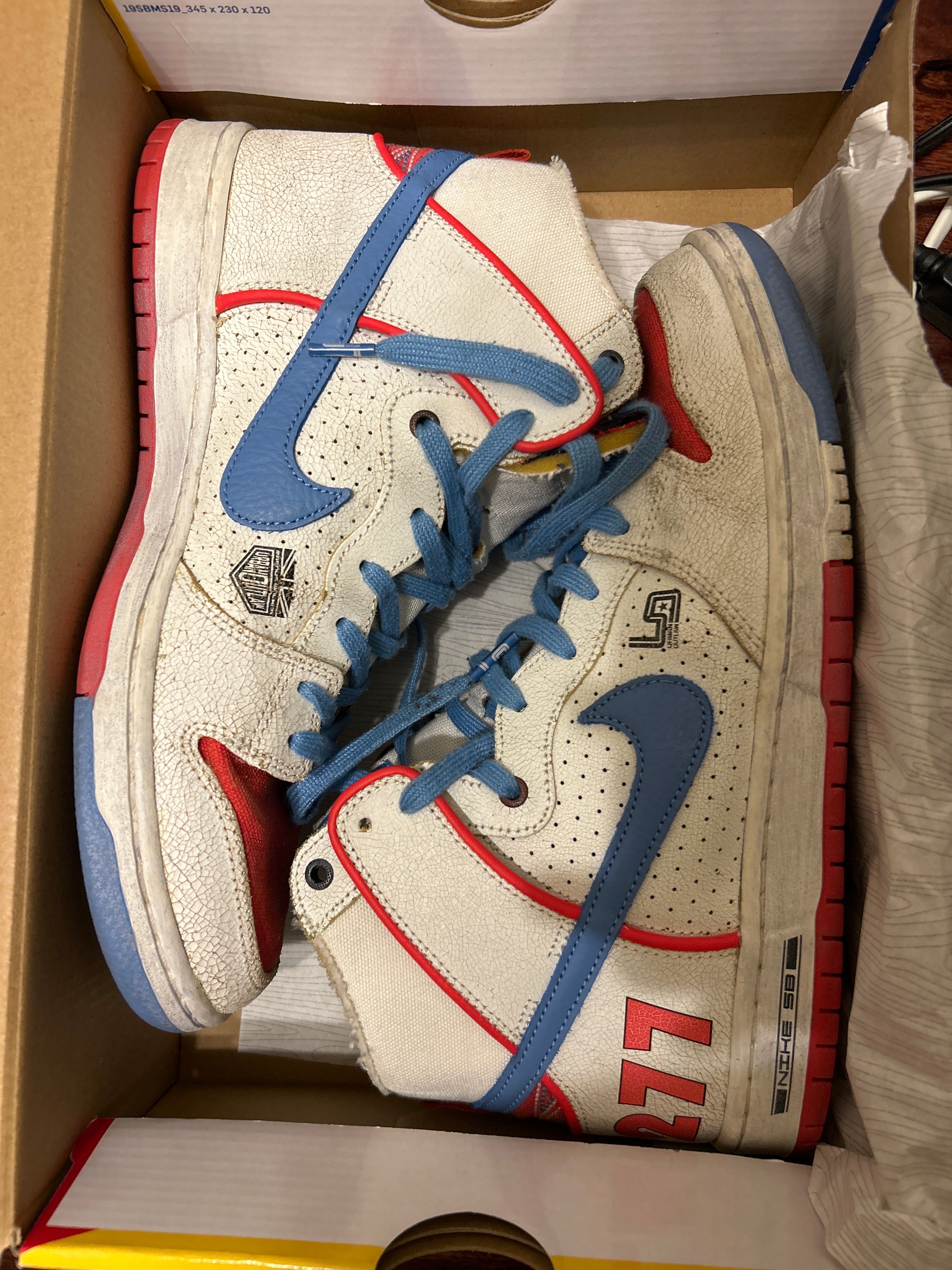 Magnus Walker x Nike SB Dunk High "1971 Porche 911 T 277"