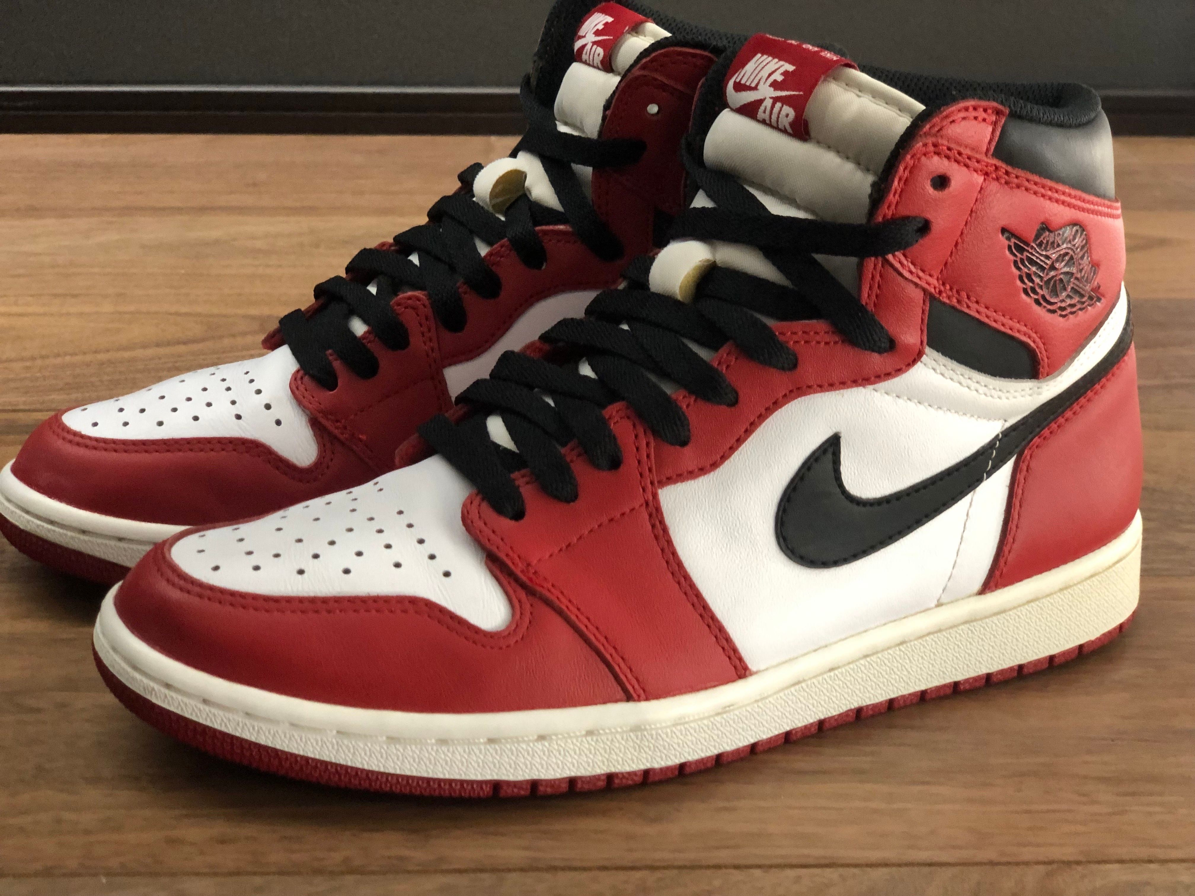 Nike Air Jordan 1 Retro High "Chicago" (2015)