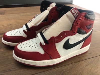 Nike Air Jordan 1 High OG "Lost & Found/Chicago"