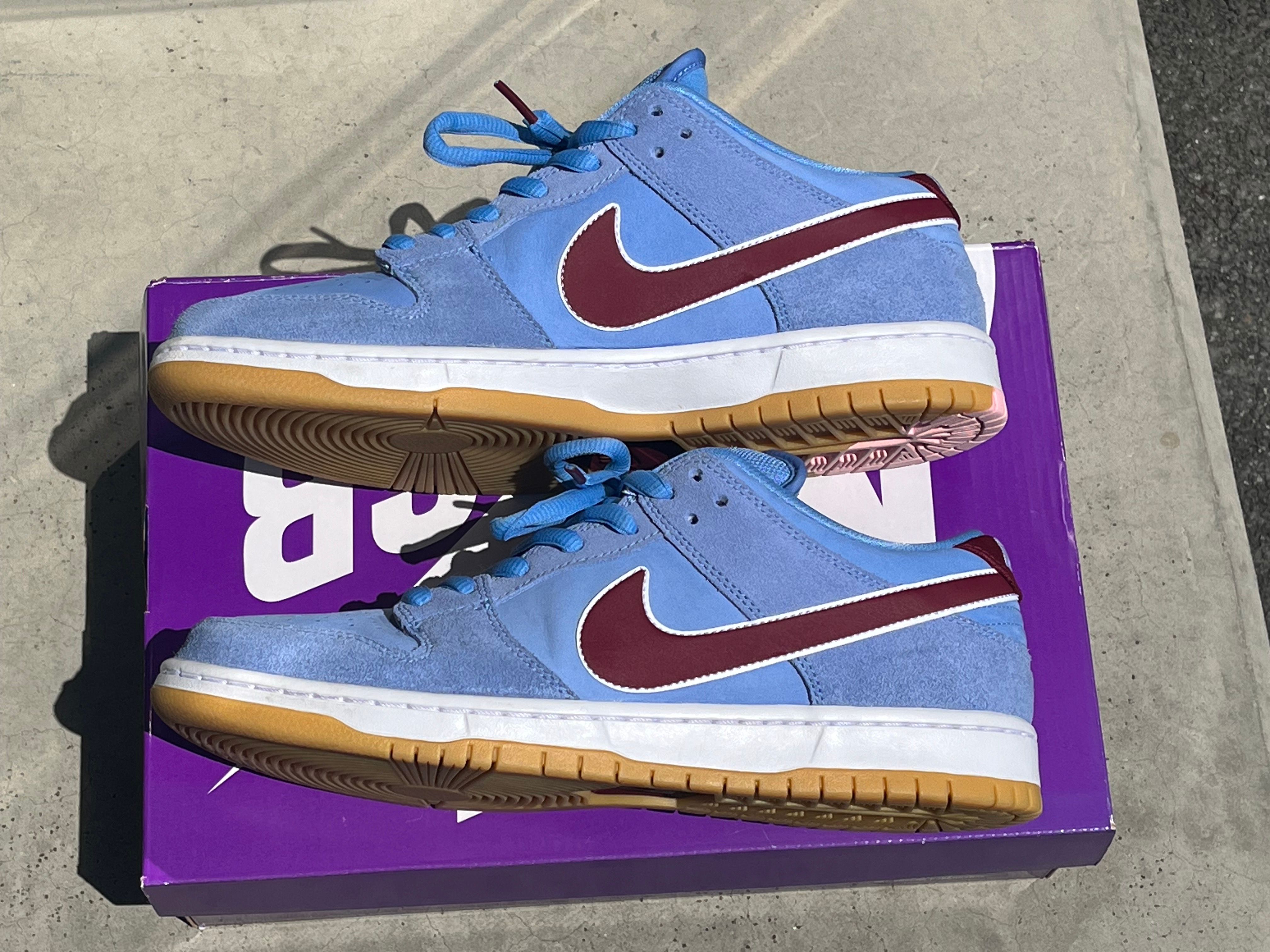 Nike SB Dunk Low Pro "Philadelphia Phillies/Valor Blue and Team Maroon"