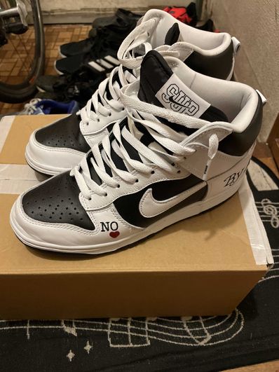 Supreme × Nike SB Dunk High By Any Means "White Black"