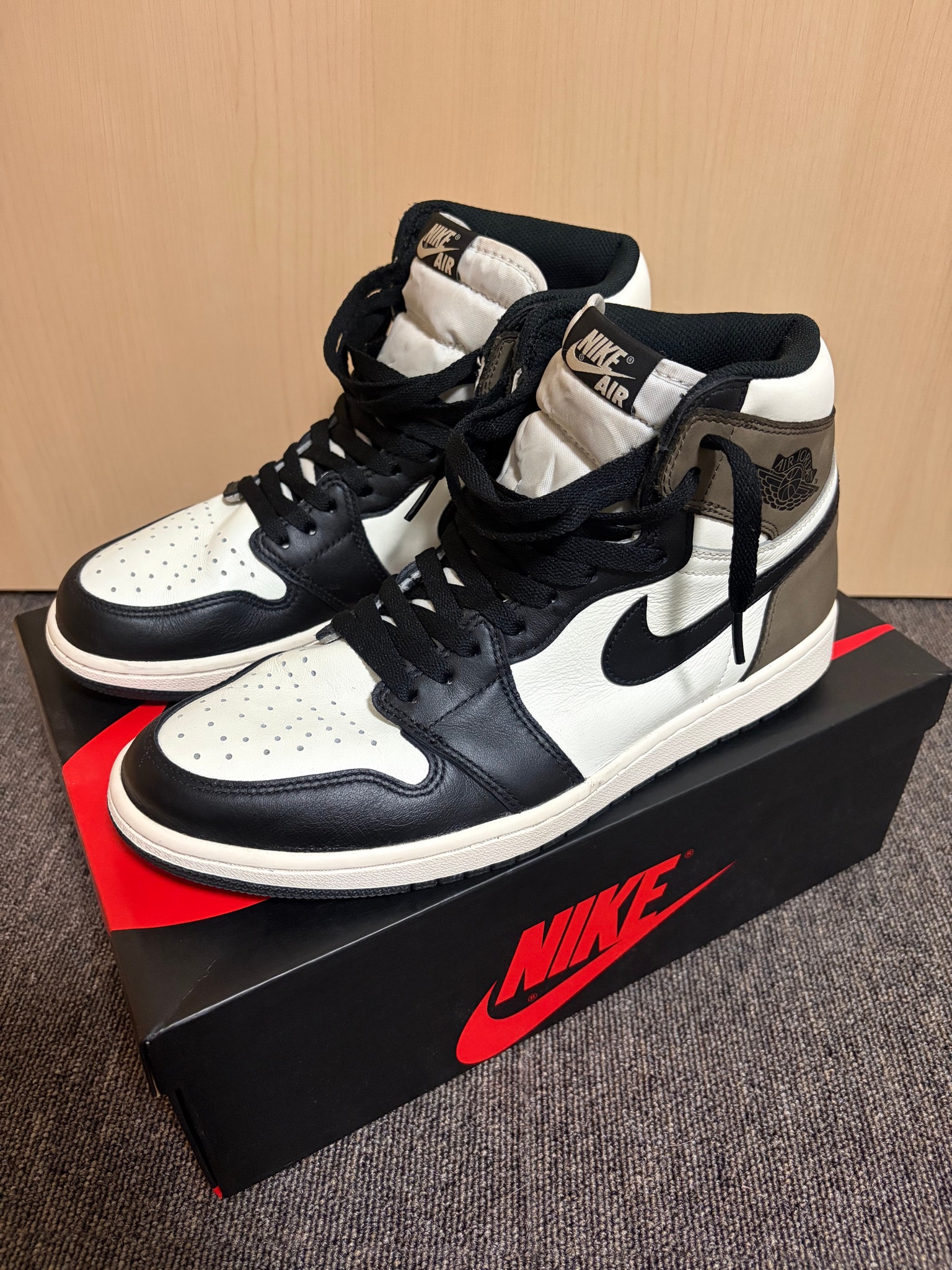 Nike Air Jordan 1 High OG "Sail/Dark Mocha/Black"