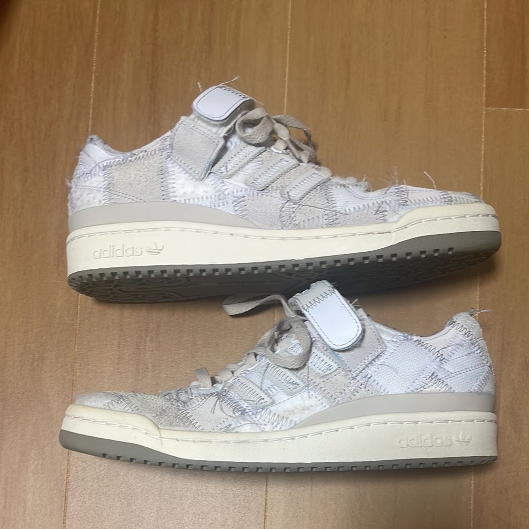 RECOUTURE × atmos × adidas Forum Low SH "White Tint"
