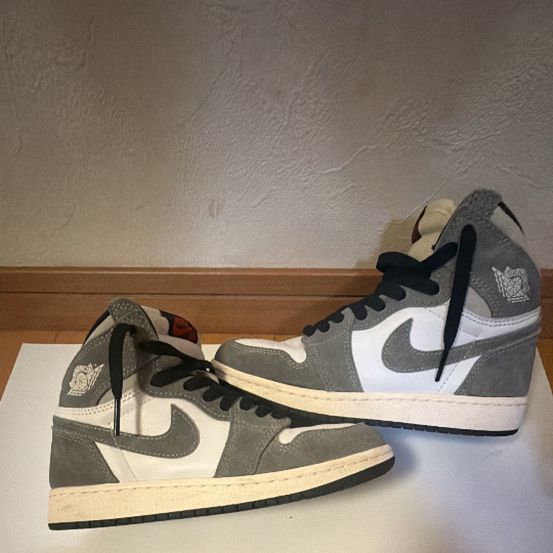 Nike Air Jordan 1 Retro High OG "Black and Smoke Grey"