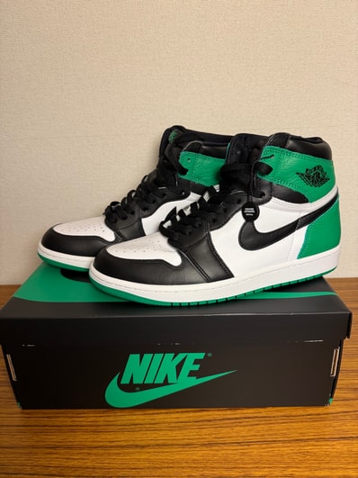 Nike Air Jordan 1 Retro High OG "Celtics/Black and Lucky Green" (2023)