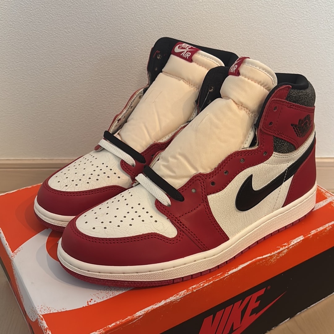 Nike Air Jordan 1 High OG "Lost & Found/Chicago"