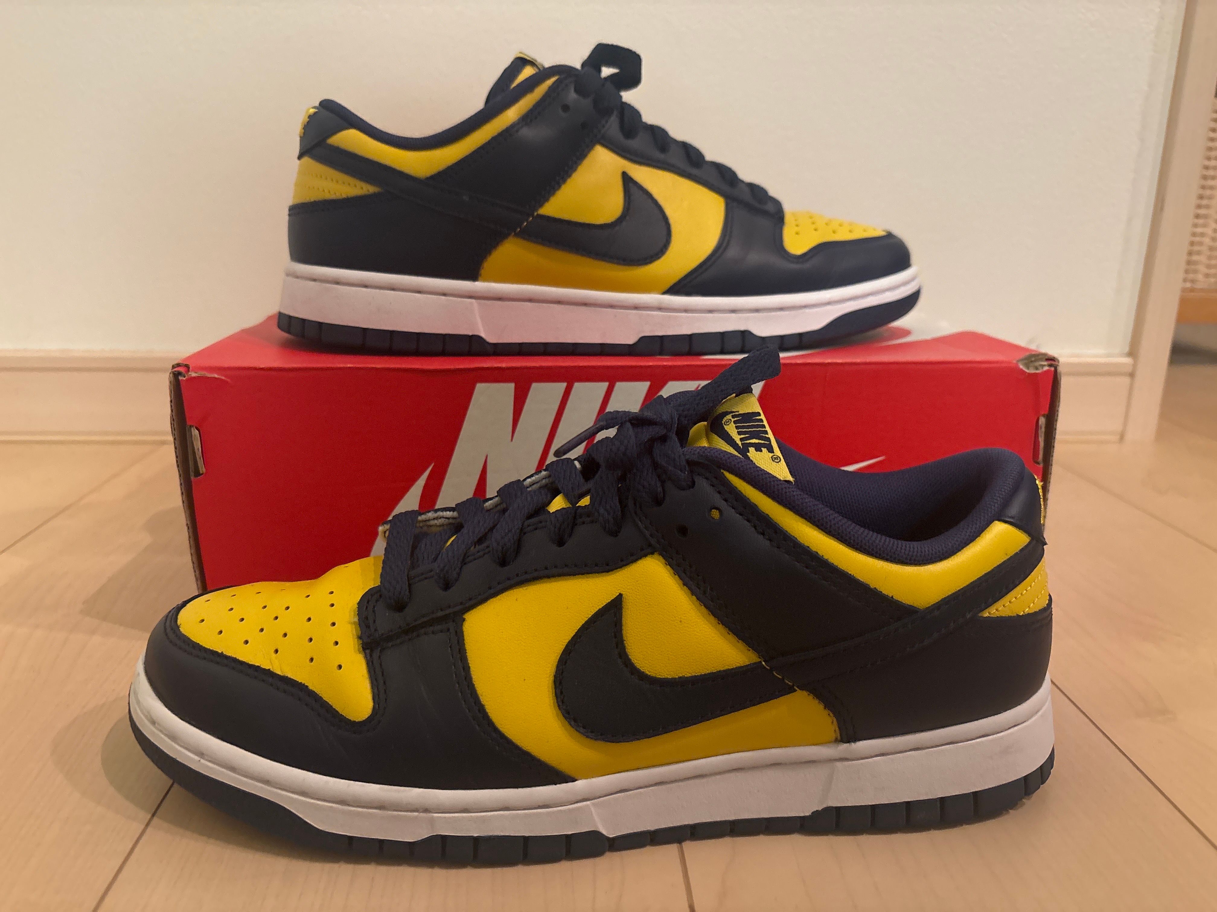 Nike Dunk Low "Michigan"
