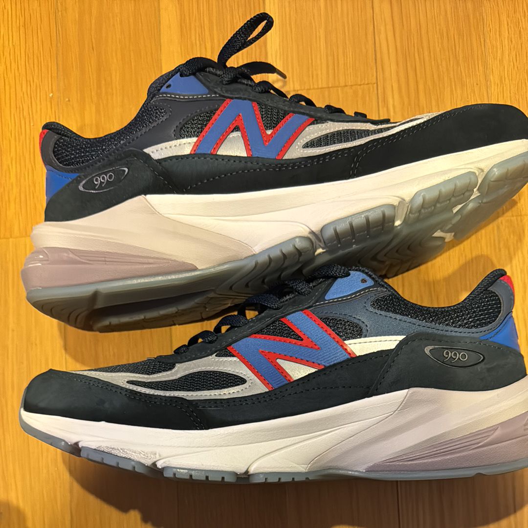 KITH × New Balance 990V6 Madison Square Garden "Navy"