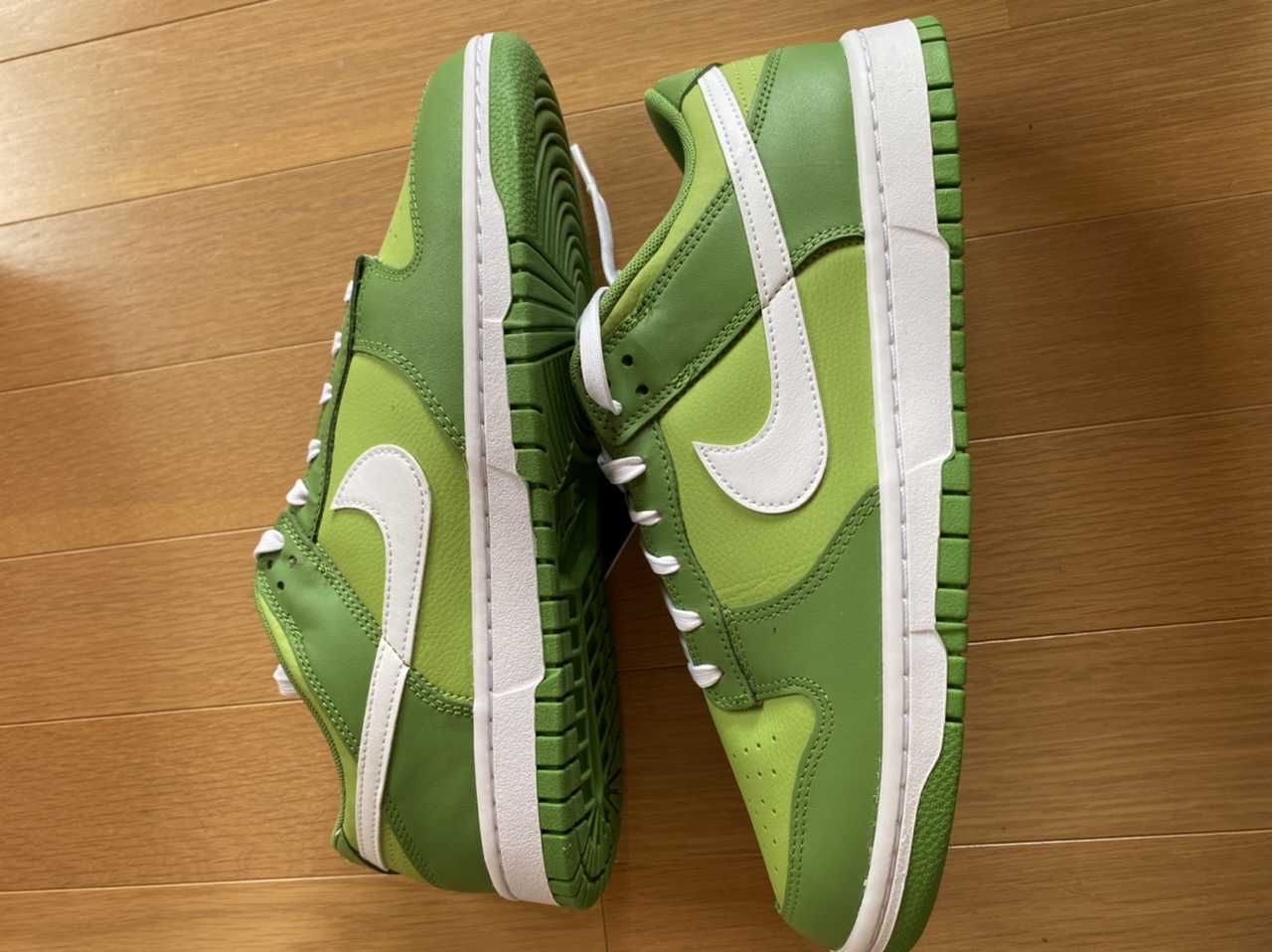Nike Dunk Low "Chlorophyll/White/Vivid Green"