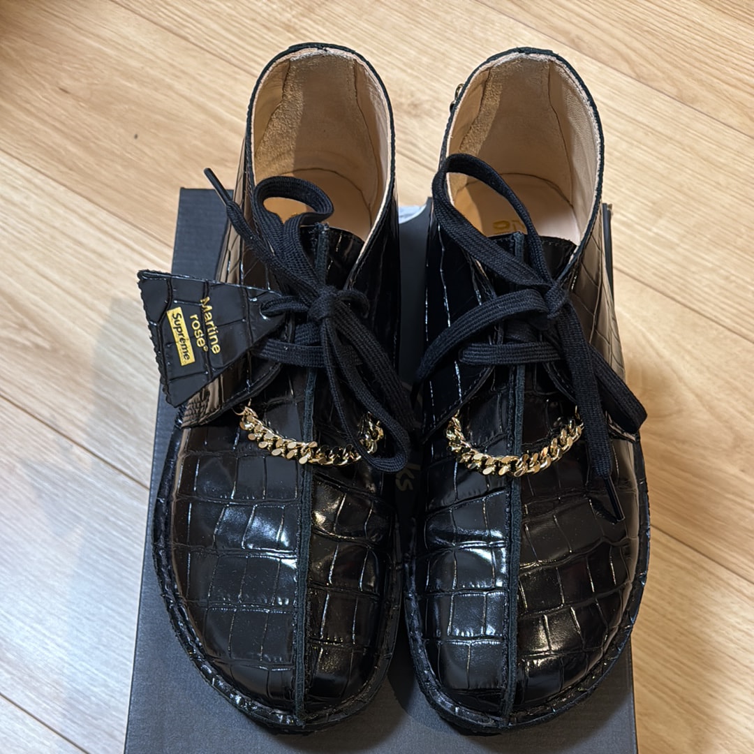 シュプリーム × マーティンローズ × クラークス デザートトレック "ブラック"