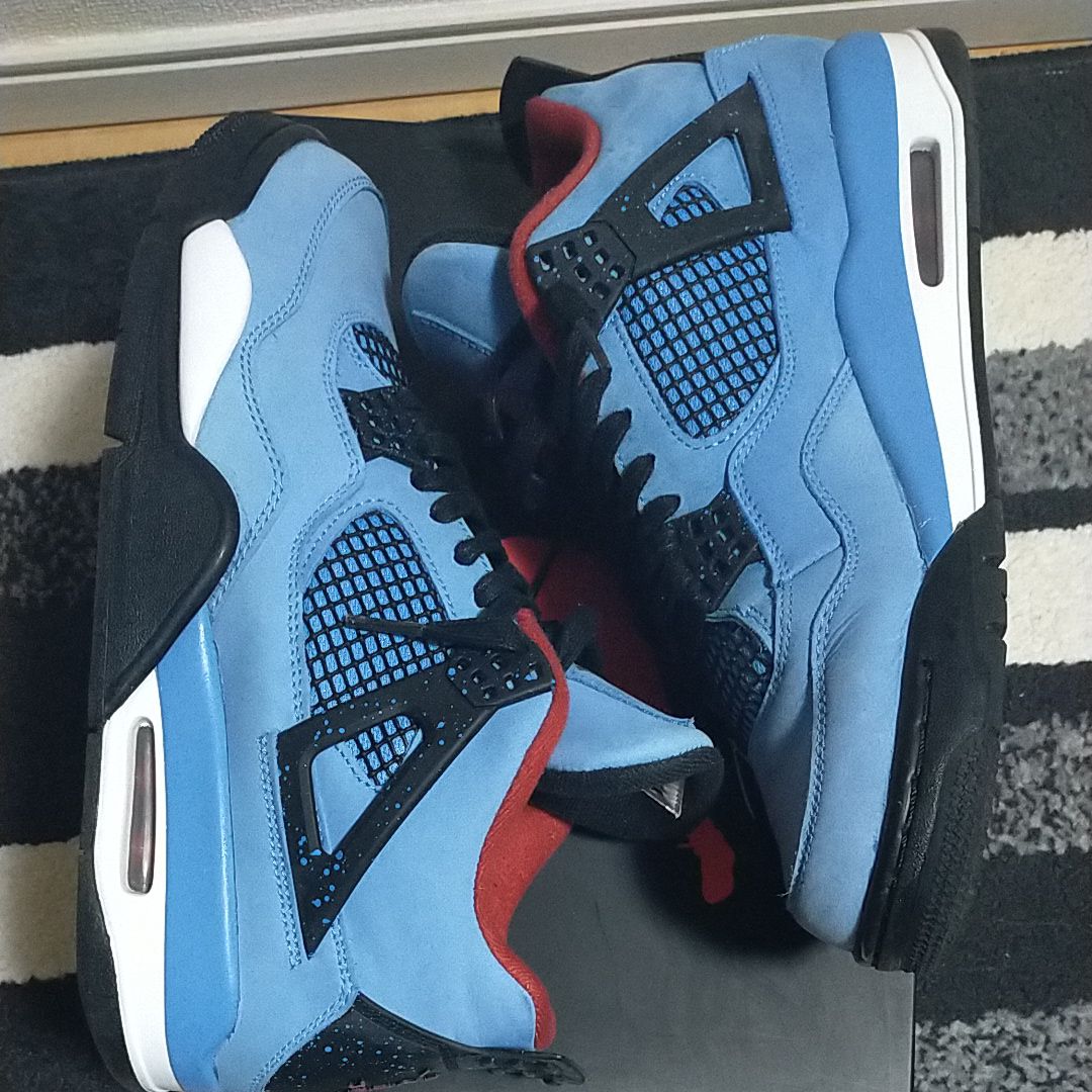 Travis Scott × Nike Air Jordan 4 Retro Cactus Jack "University Blue"