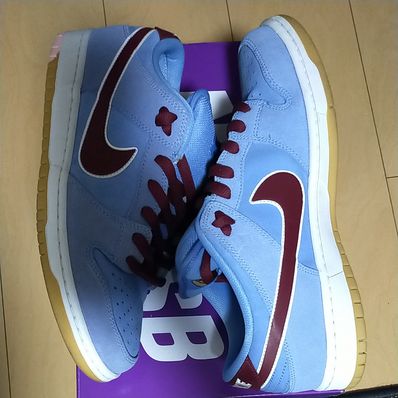Nike SB Dunk Low Pro "Philadelphia Phillies/Valor Blue and Team Maroon"
