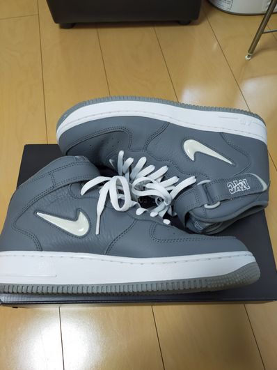 Nike Air Force 1 Mid NYC "Cool Grey"