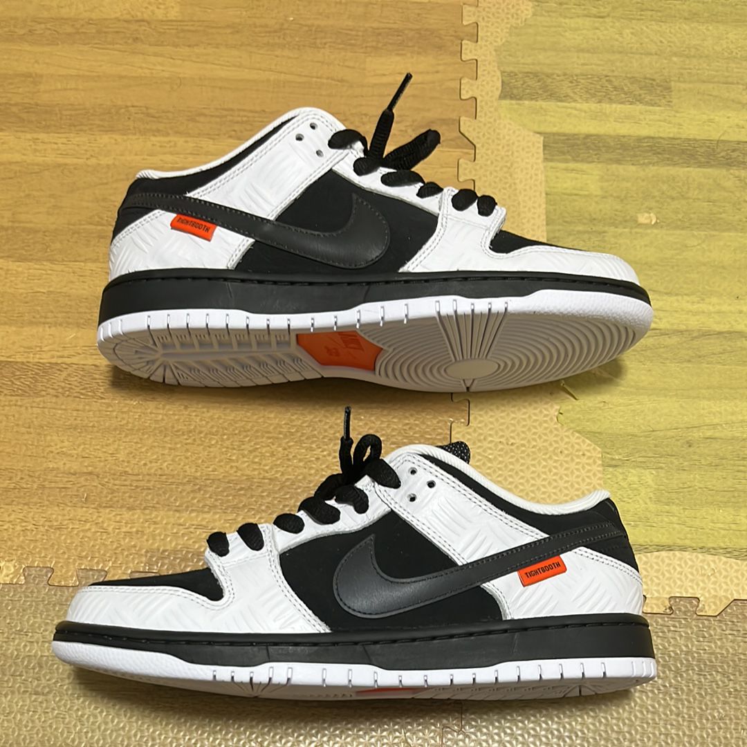 TIGHTBOOTH × Nike SB Dunk Low Pro QS "Black and White"